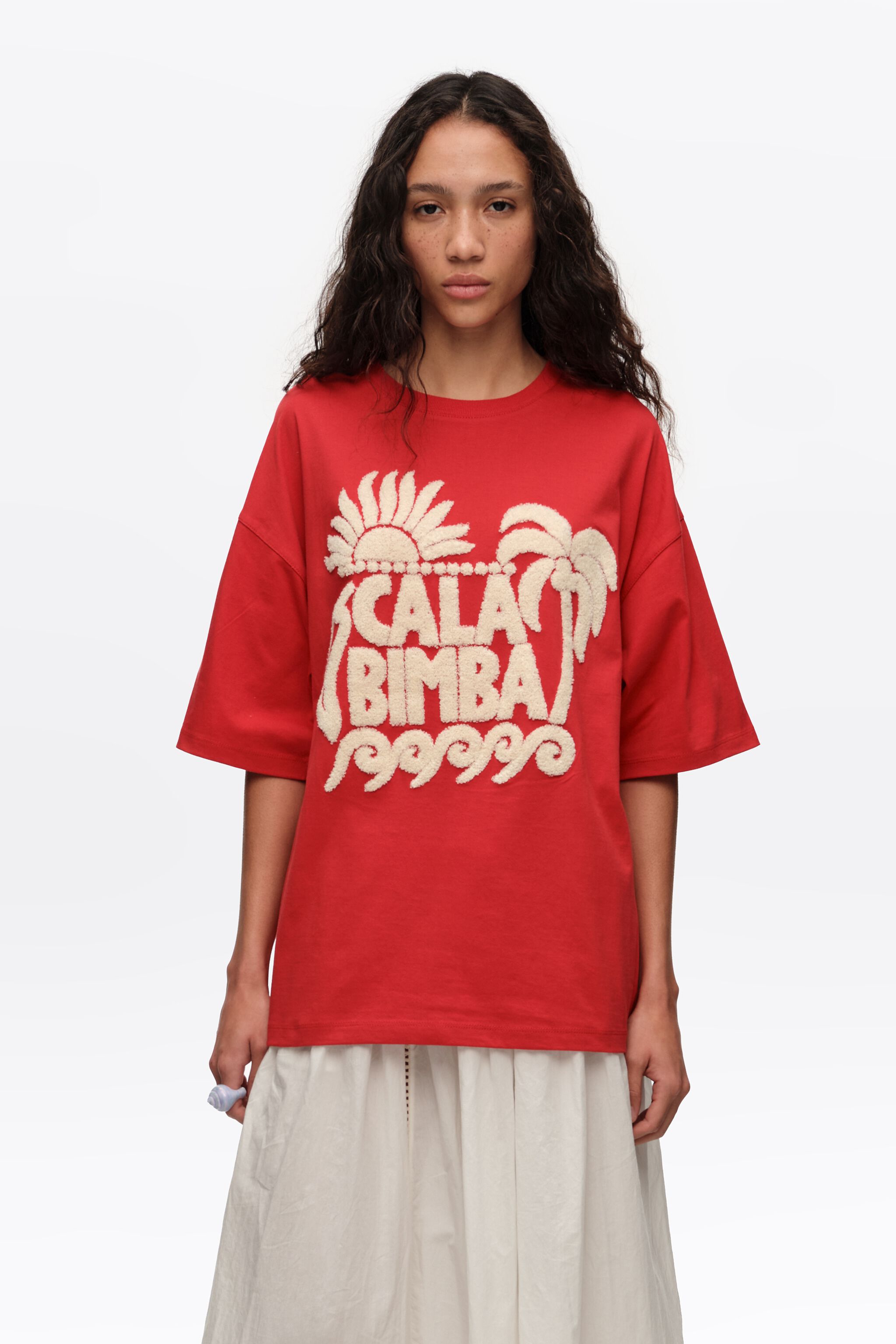Röd textillogotyp T-shirt