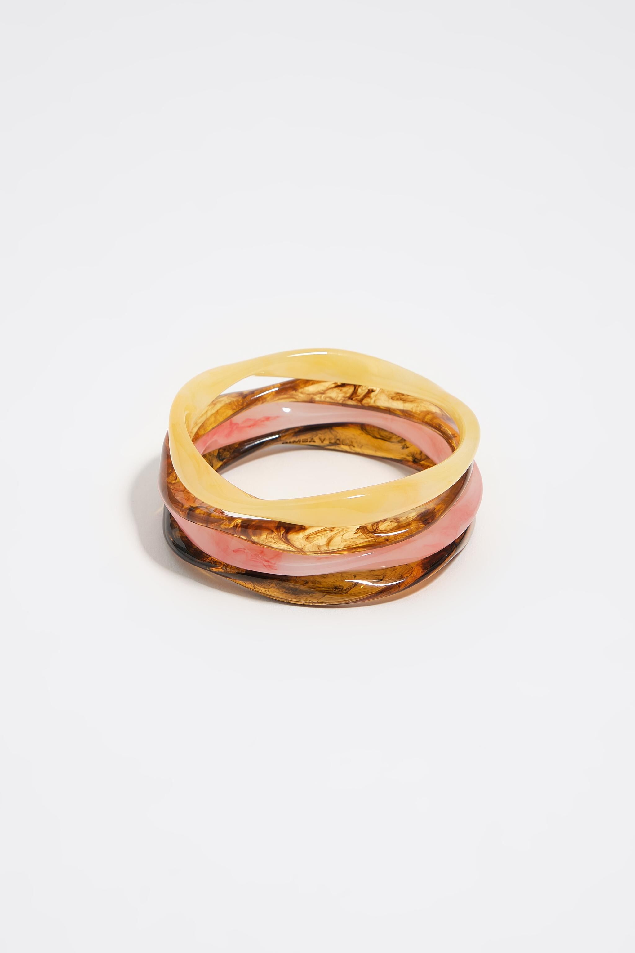 Amberresin uppsättning med 4 armband