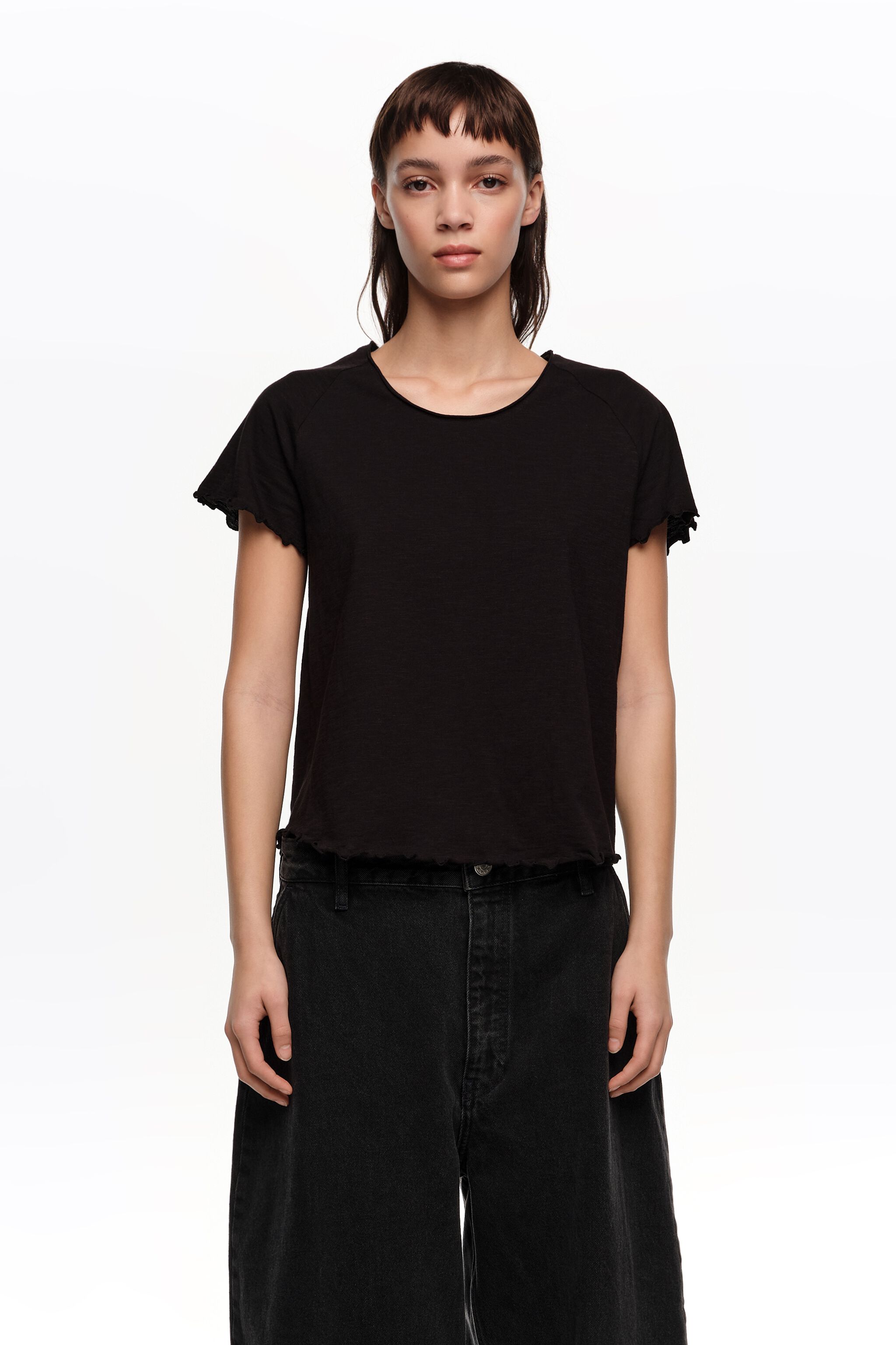 Svart passformad raglanärmad T-shirt