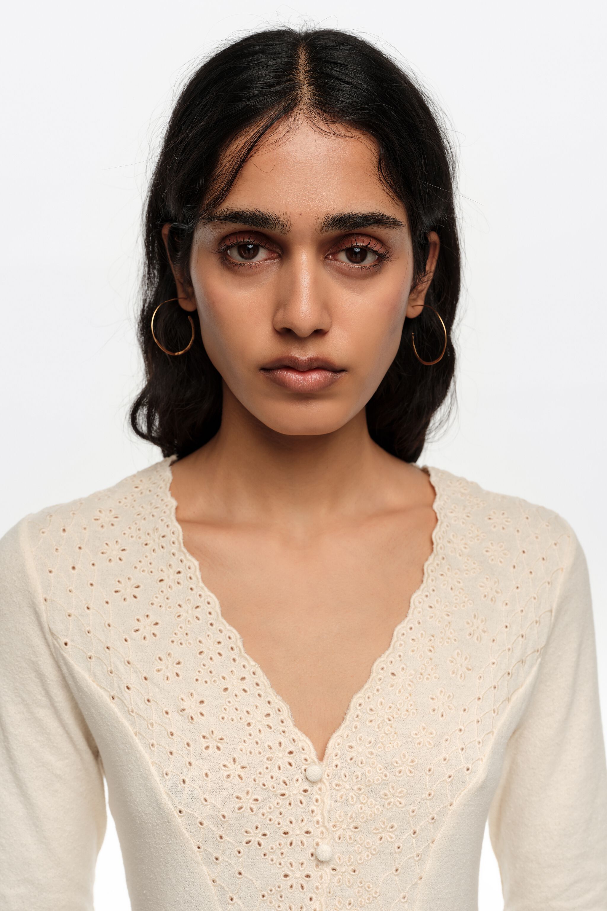 Ivory broderad body