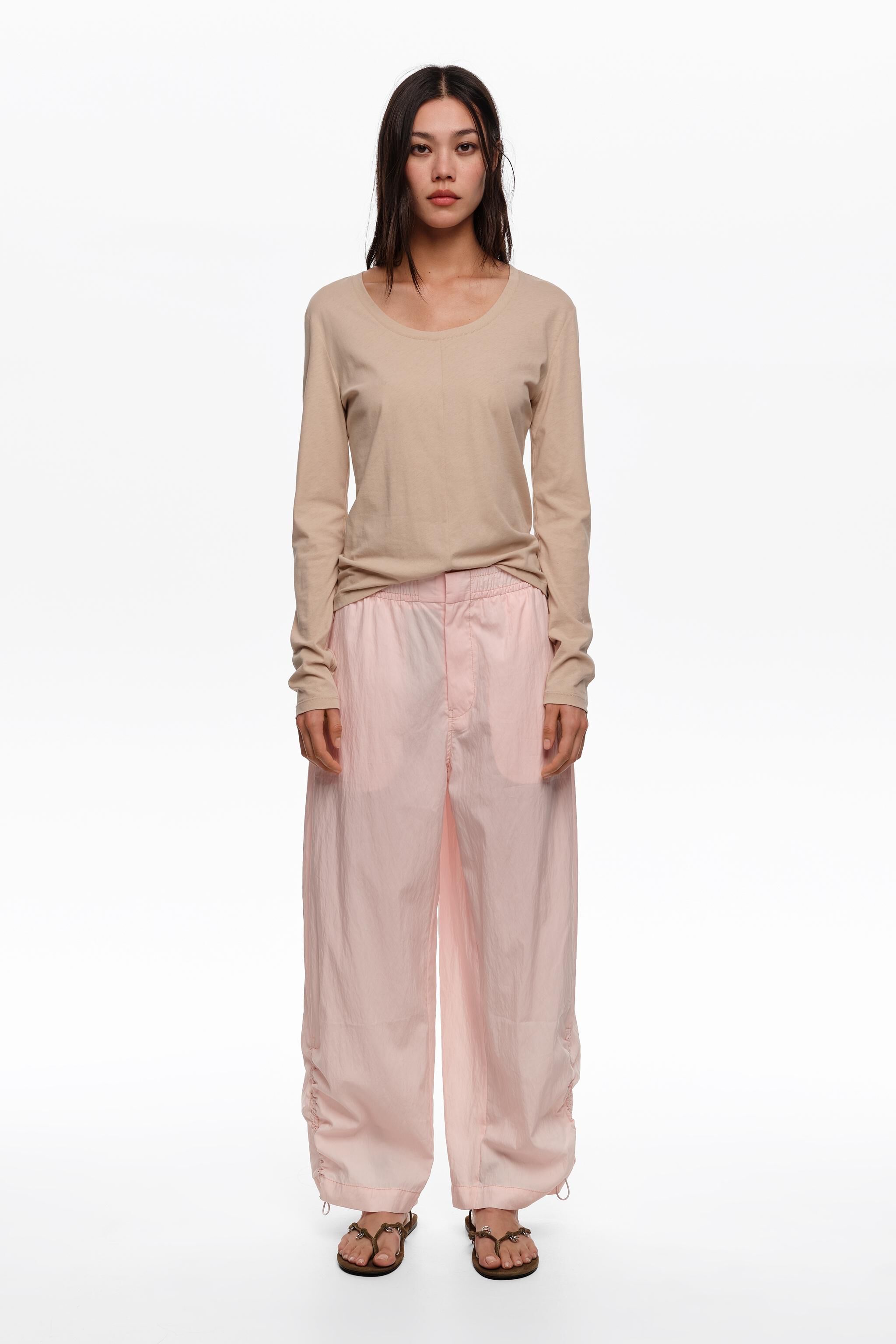 Ljusrosa samlade joggers