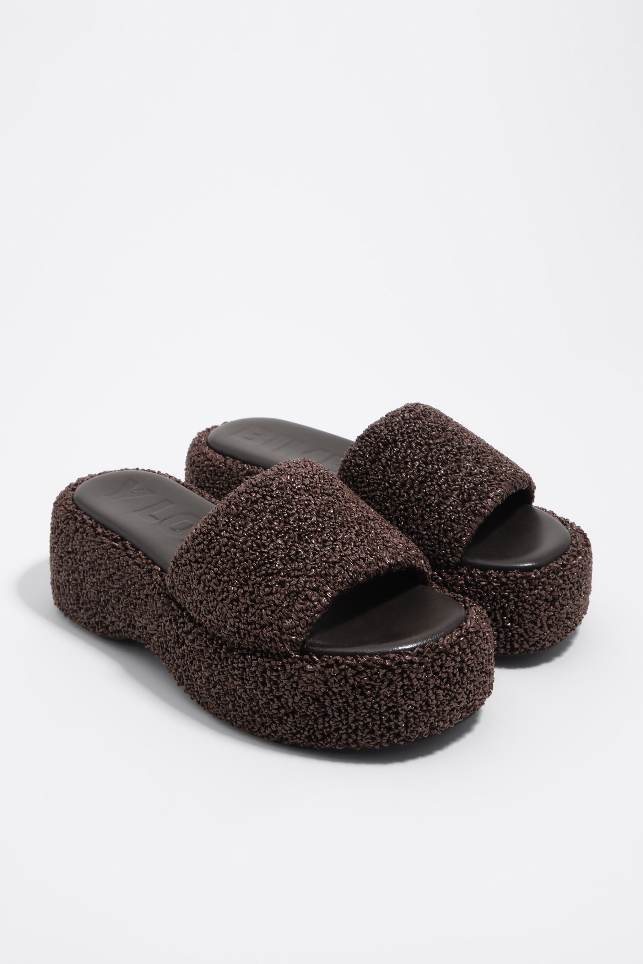 Chokladtextil hög plattformssanda