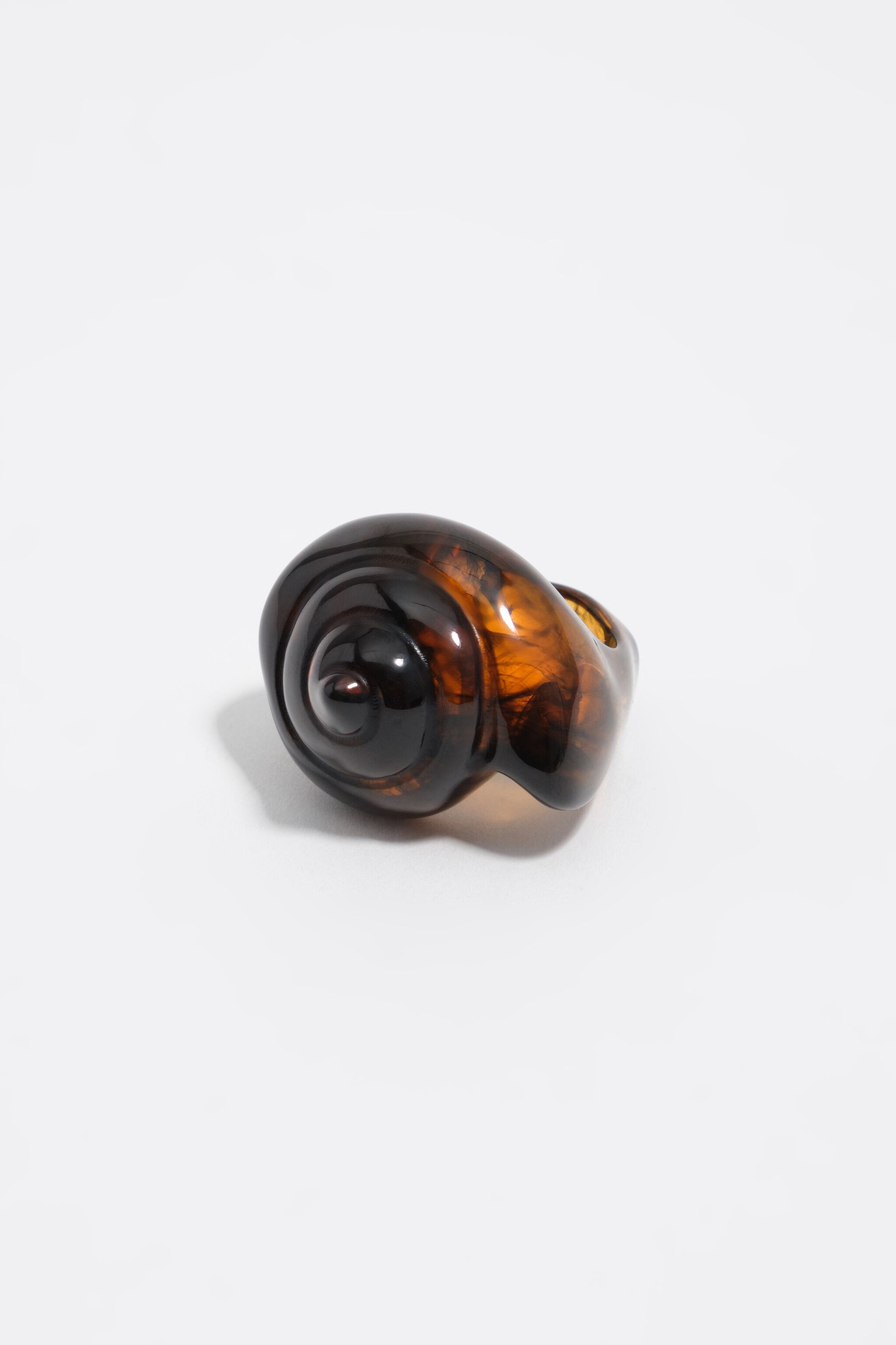 Amberresin skallockring