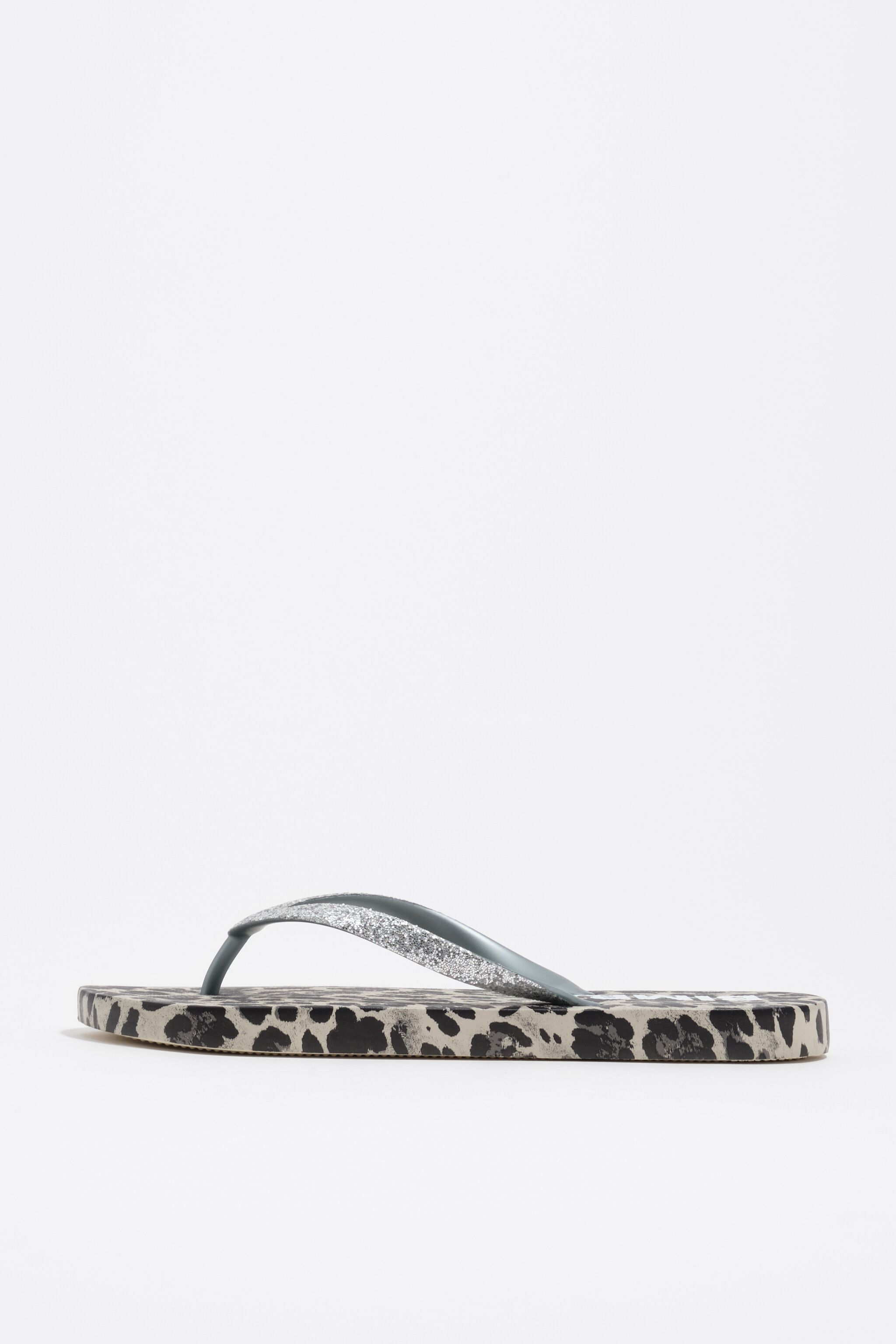 Grå leopardklack