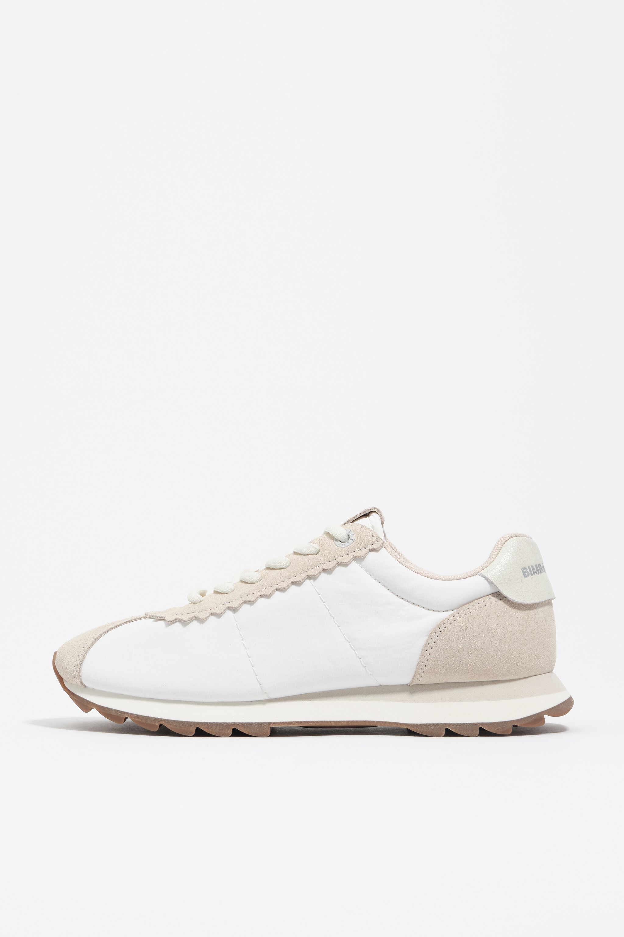 Vit retro sudd och nylon 13 18 sko