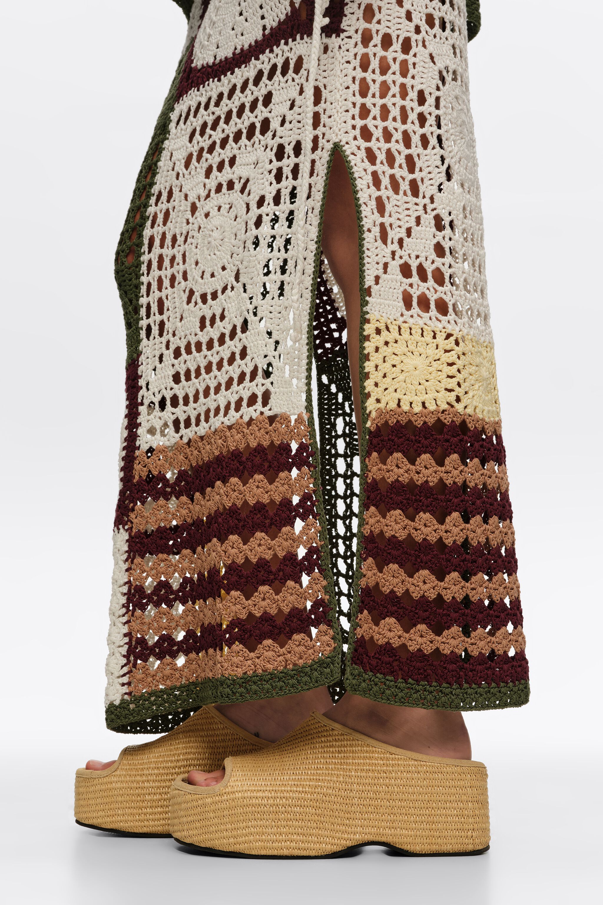 Naturlig raffia-plattformssandal