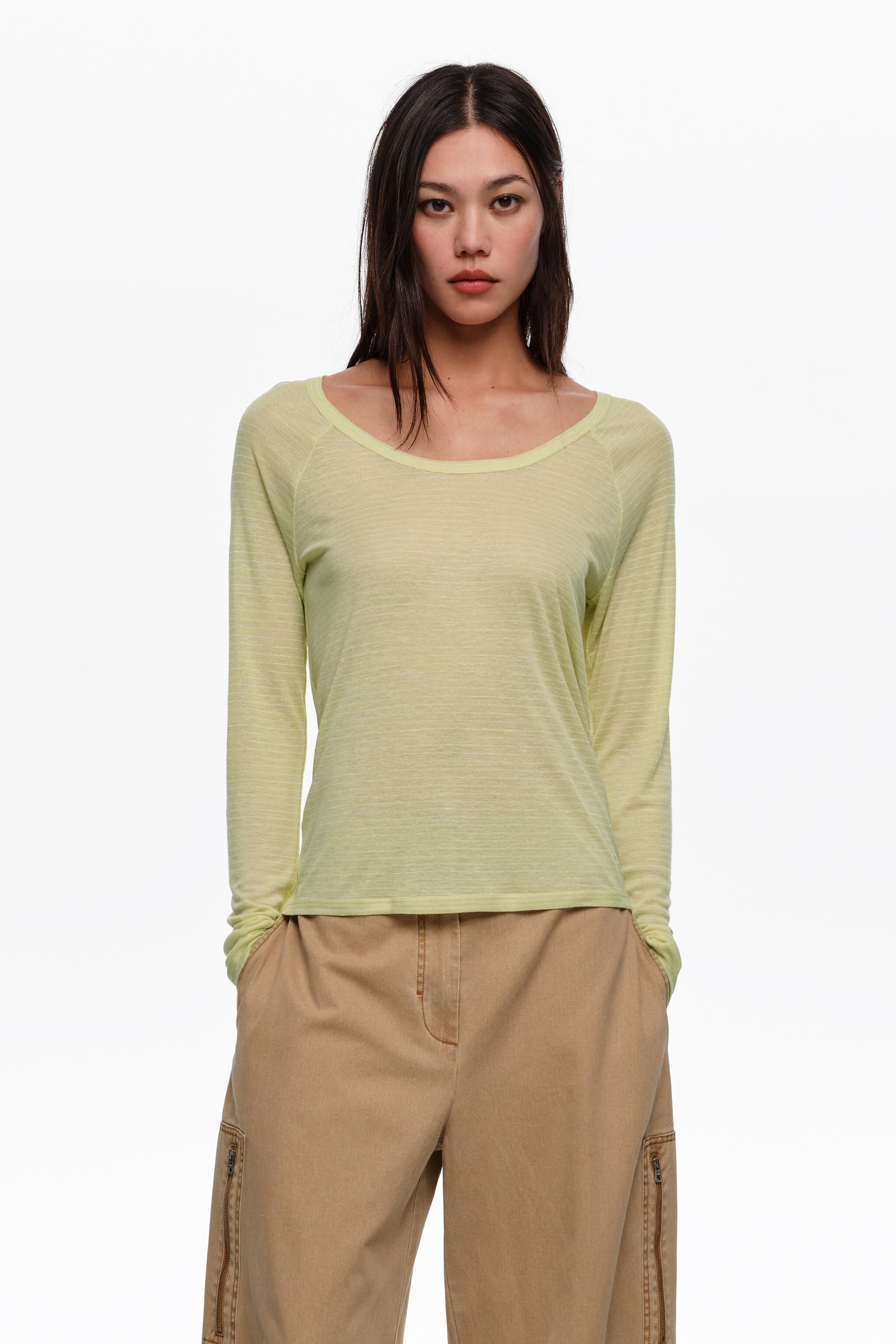 Lime streckad raglanärmad T-shirt