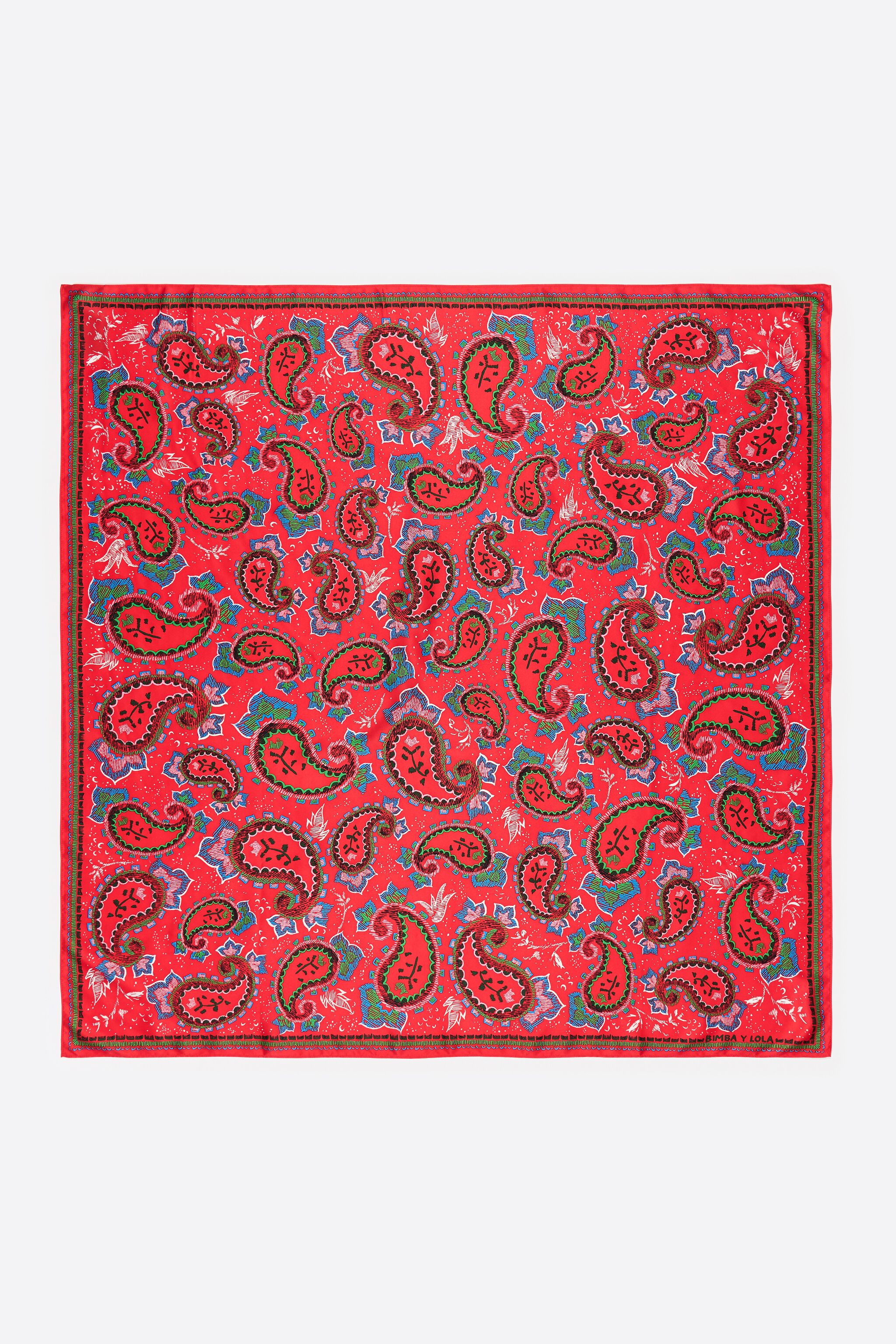 Röd paisley-schal Röd paisley-schal